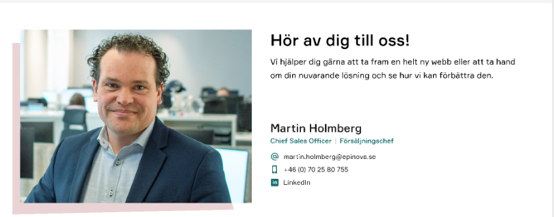 Bilden visar en man i affärsmiljö med kontaktinformation för att nå ett företag om webblösningar. Texten lyder 
